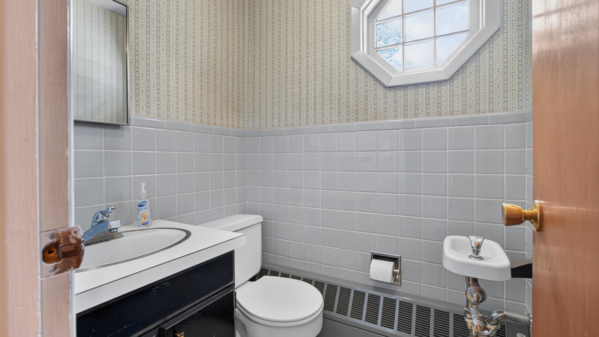 305 Centennial Avenue Normal, IL 61761 - Photo 13 of 49