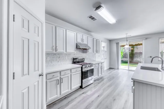 $469,900 | 6575 East Cetti Avenue, Fresno, CA 93727