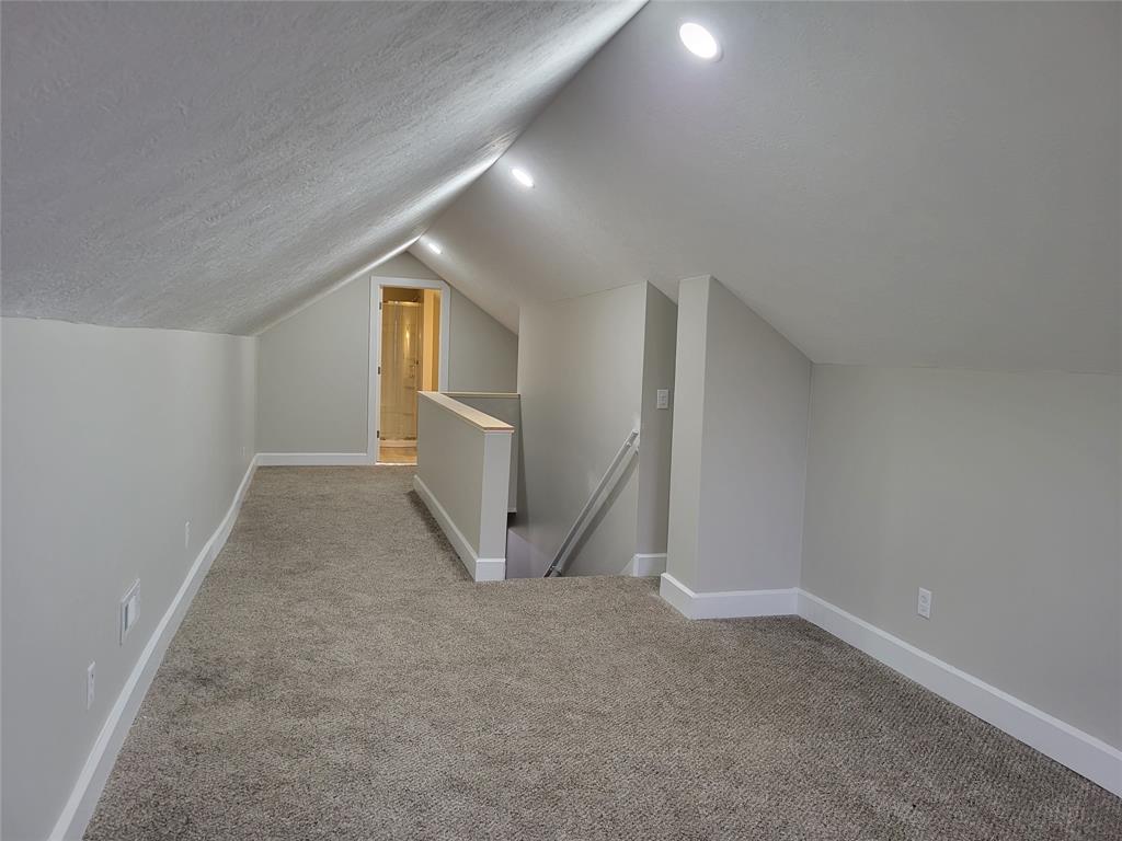 902 North Riley Avenue Indianapolis, IN 46201 - Photo 16 of 18 Gallery Image 16