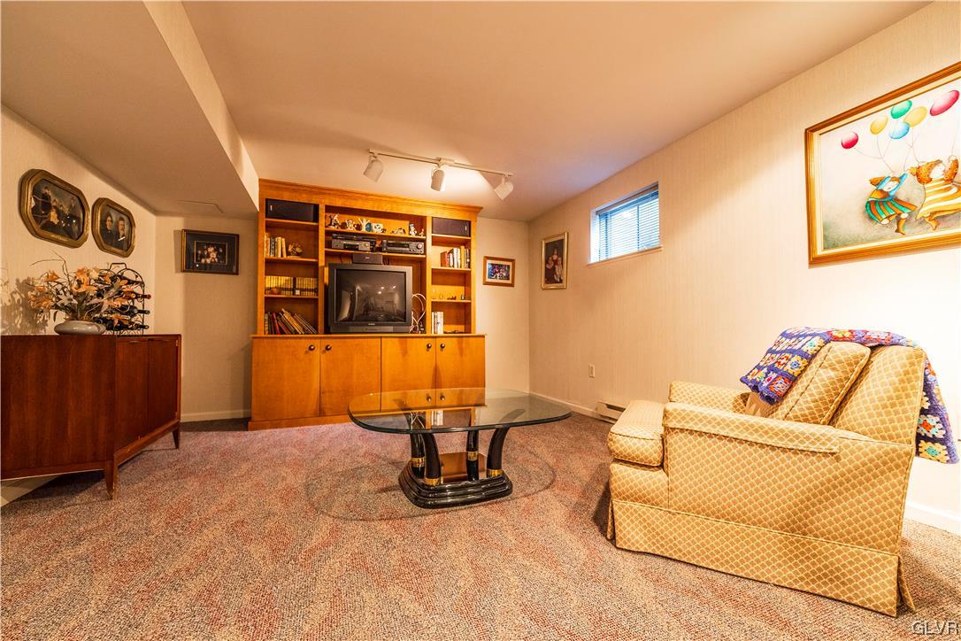 1201 Butztown Road, Unit 24 Bethlehem, PA 18017 - Photo 25 of 30 a living room with furniture