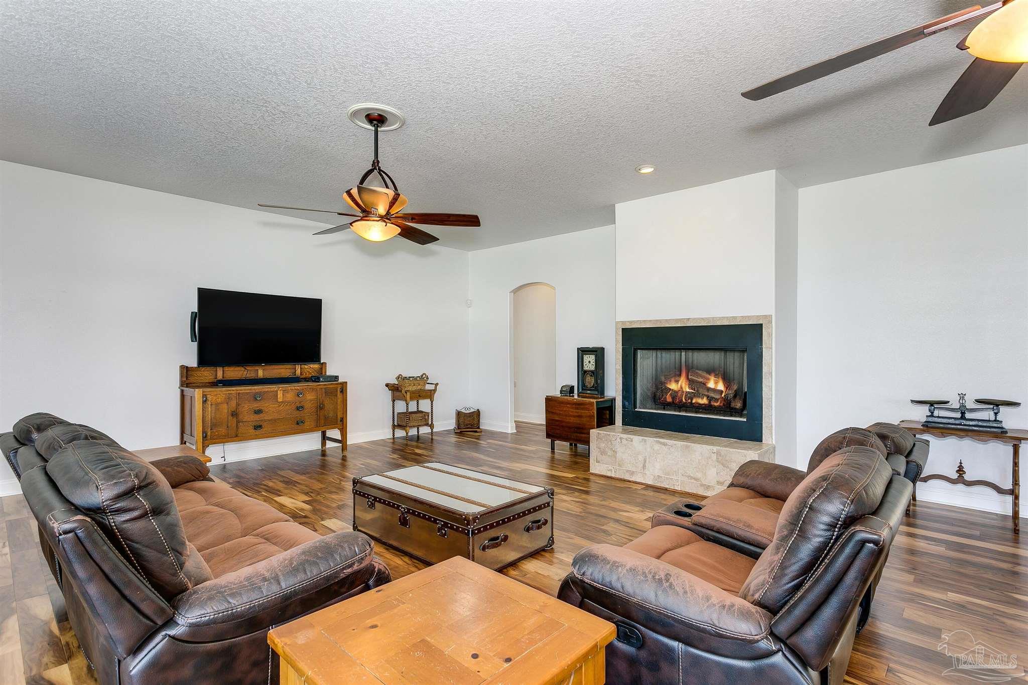 1490 McKenzie Road Cantonment, FL 32533 - Photo 8 of 47 Gallery Image 8