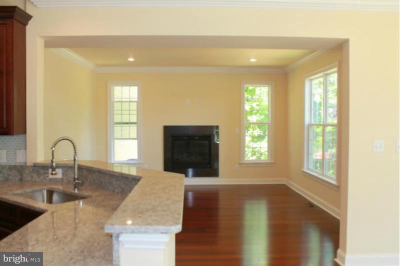 4724 Ferry Landing Road Alexandria, VA 22309 - Photo 5 of 12 Interior (General)