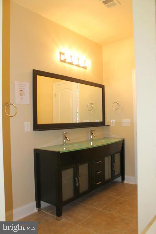 4724 Ferry Landing Road Alexandria, VA 22309 - Photo 9 of 12 Interior (General)