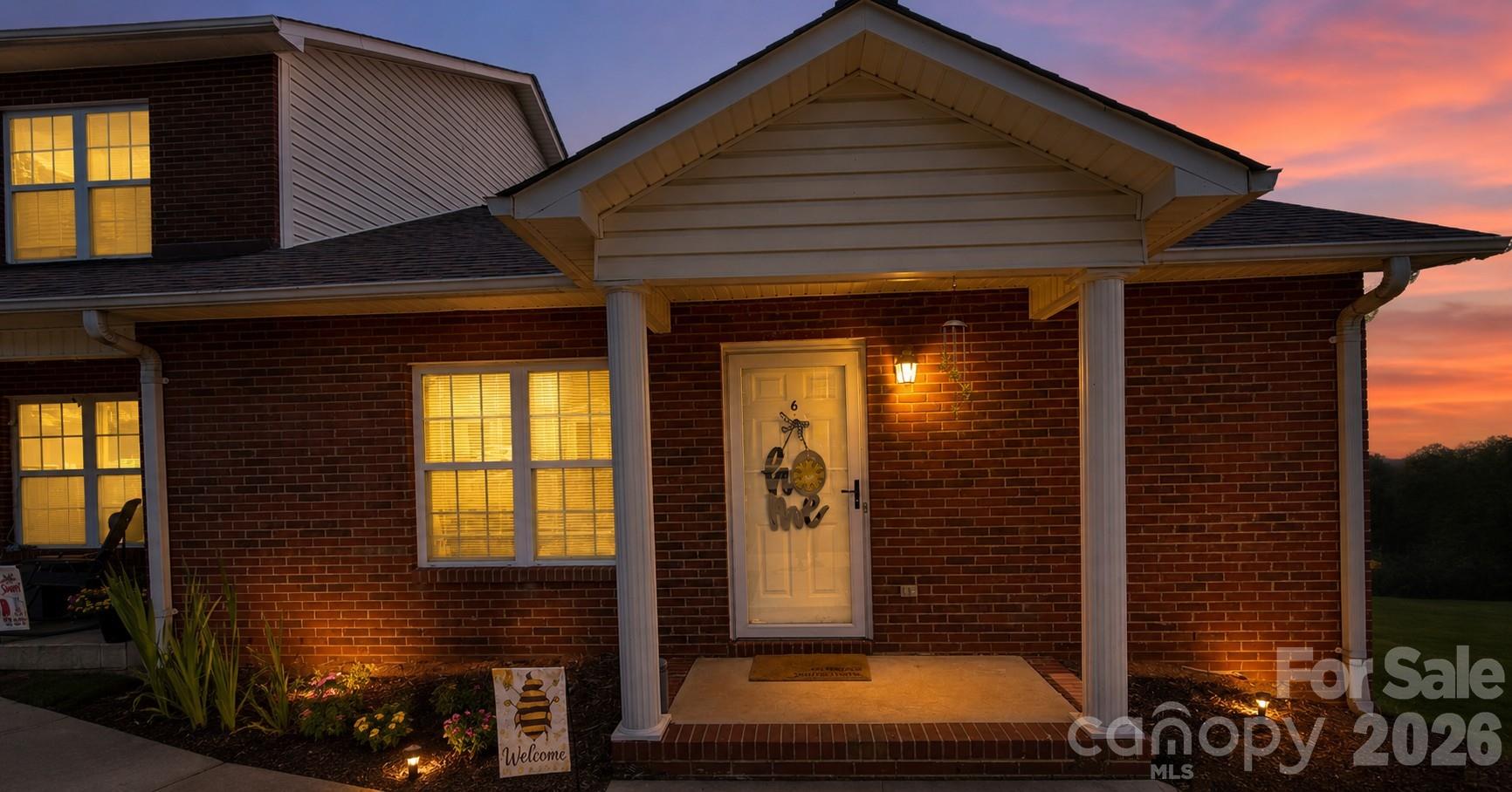 102 Brandywine Drive Northeast, Unit R6 Conover, NC 28613 - Photo 1 of 26