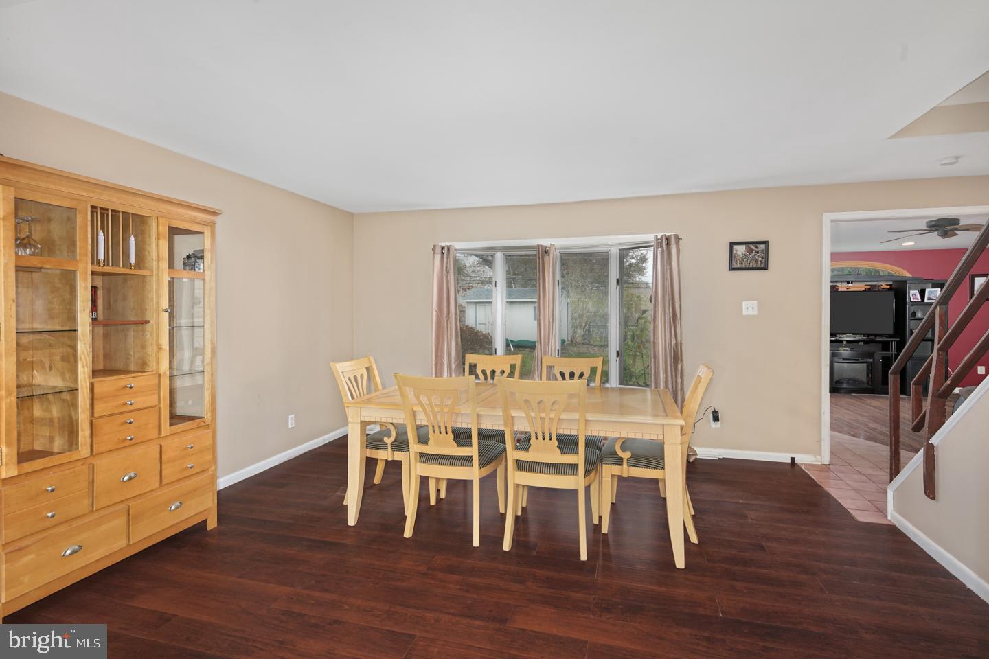 130 Avondale Road Norristown, PA 19403 - Photo 14 of 24 Living Room or Formal Dining