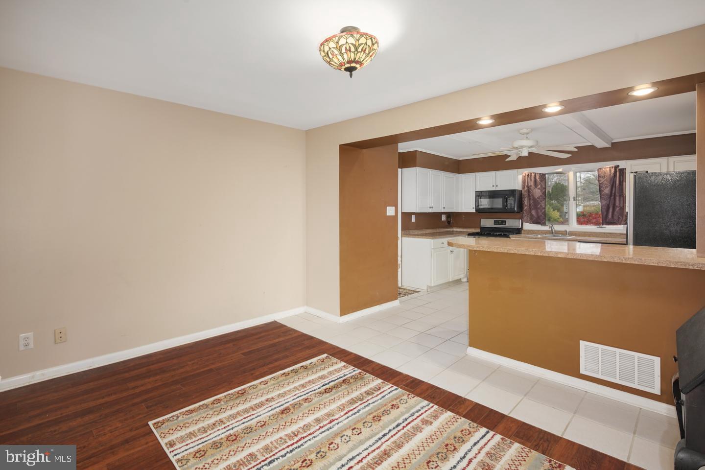 130 Avondale Road Norristown, PA 19403 - Photo 8 of 24 Gallery Image 8