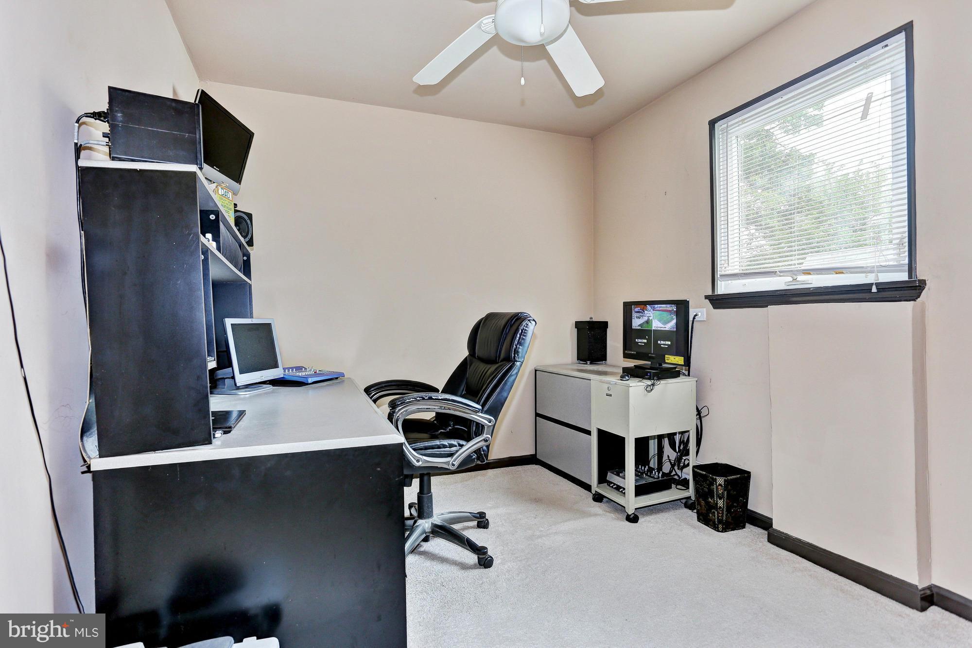 8449 Pleasant Plains Road Towson, MD 21286 - Photo 14 of 26 Interior (General)