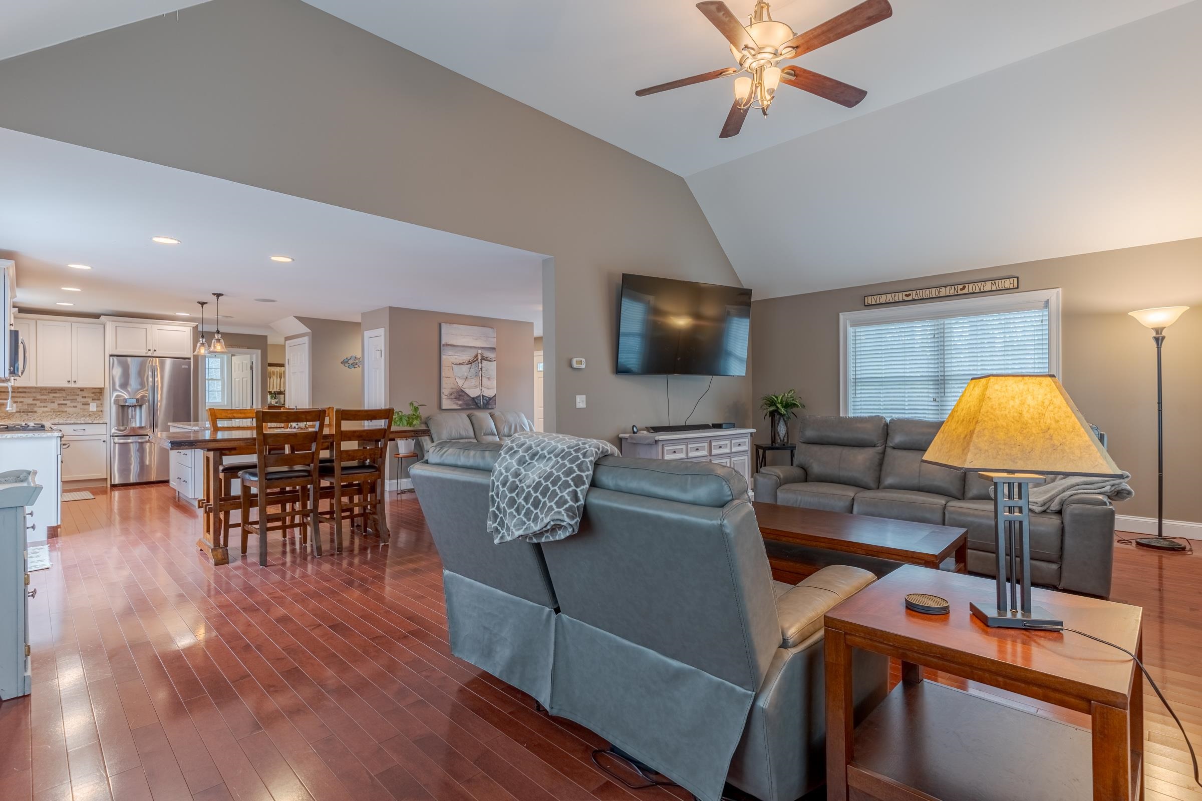 18 Piscataqua Road Dover, NH 03820 - Photo 11 of 40