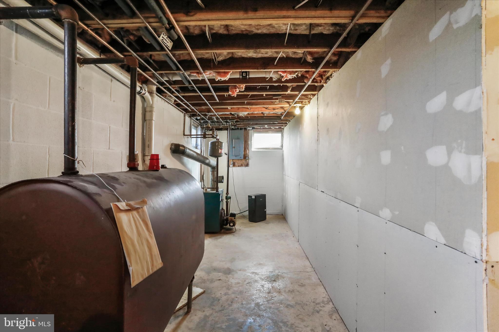 13728 Broadfording Church Road Hagerstown, MD 21740 - Photo 29 of 44 a water heater room