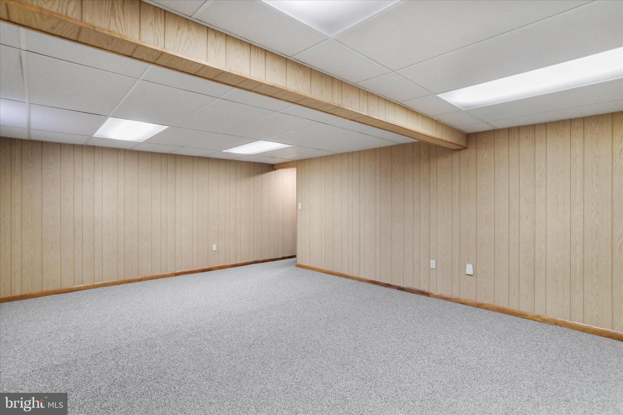 13728 Broadfording Church Road Hagerstown, MD 21740 - Photo 31 of 44 a view of an empty room