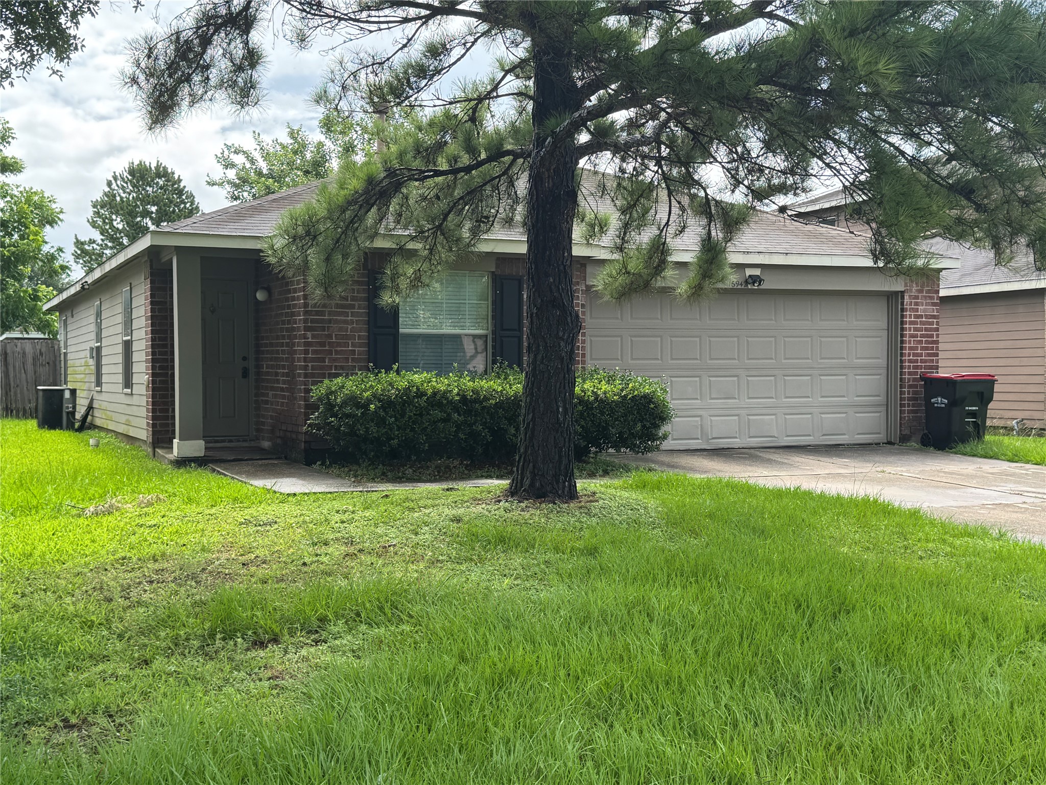 16942 Reston Glen Lane Houston, TX 77073 - Photo 1 of 41