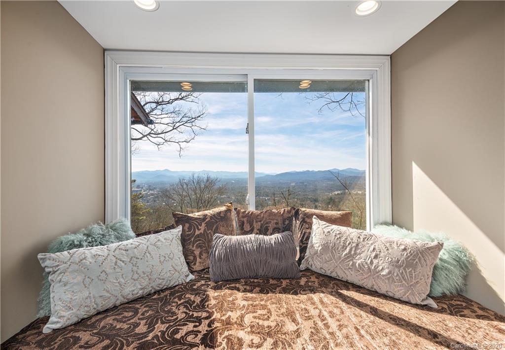 36 Bent Tree Road Asheville, NC 28804 - Photo 14 of 34 Gallery Image 14