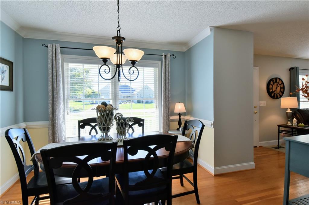 111 Montclair Drive Advance, NC 27006 - Photo 13 of 44 Dining room