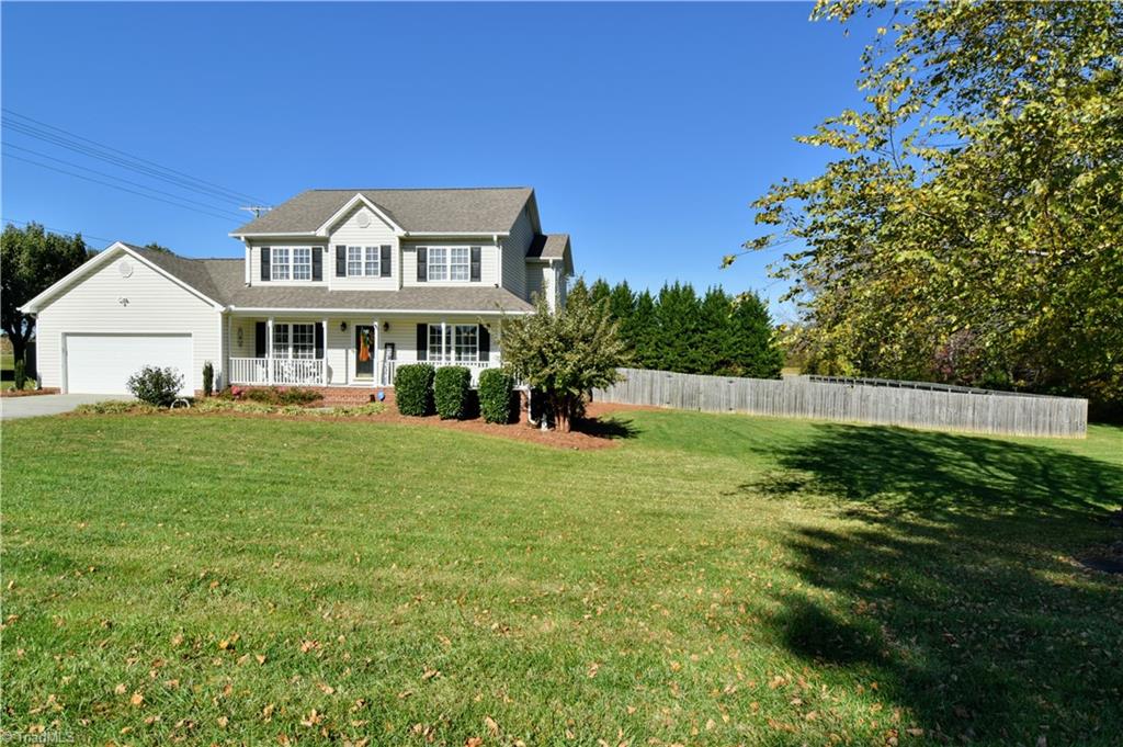 111 Montclair Drive Advance, NC 27006 - Photo 4 of 44 Large level lot