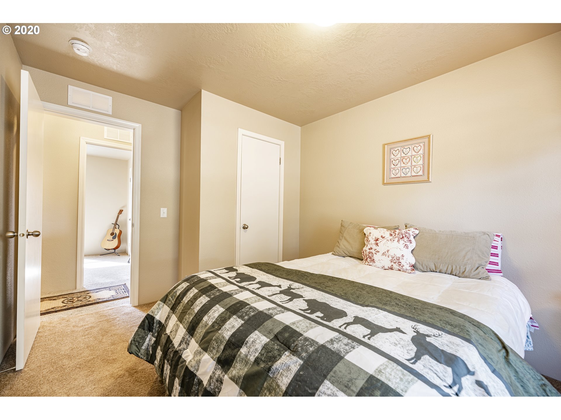 12612 Southeast Bridge Road Prineville, OR 97754 - Photo 14 of 24 Gallery Image 14