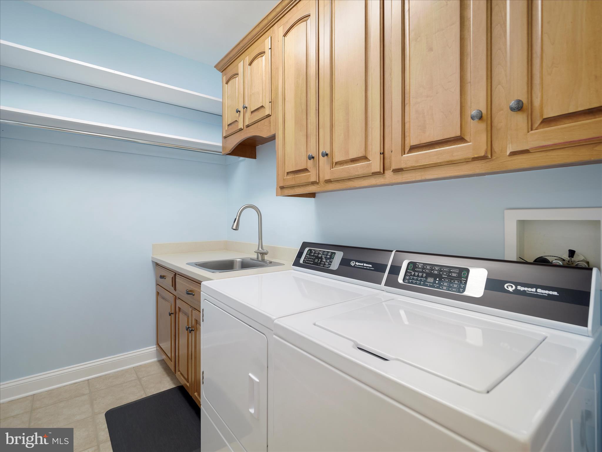 6881 Old Course Road Fayetteville, PA 17222 - Photo 14 of 40 a utility room with dryer and washer