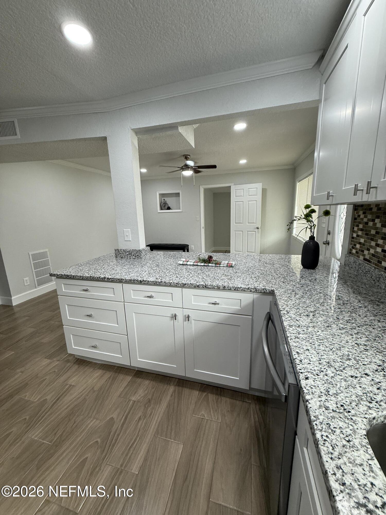 3930 Cobalt Avenue East Jacksonville, FL 32210 - Photo 14 of 44 Kitchen