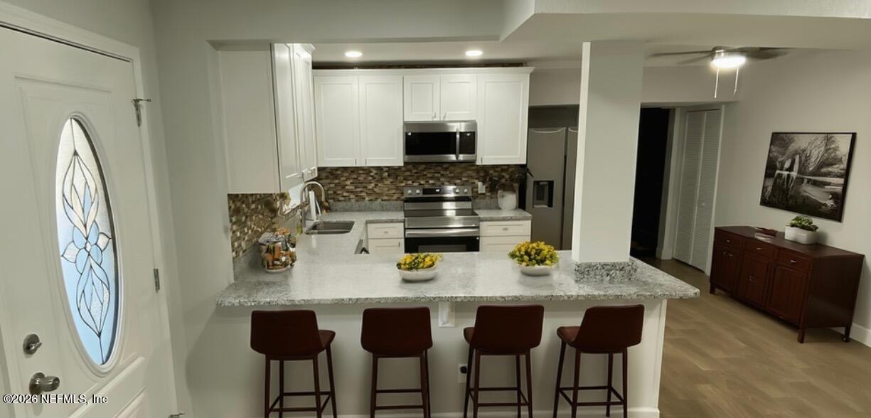 3930 Cobalt Avenue East Jacksonville, FL 32210 - Photo 6 of 44 Kitchen (virtually staged)