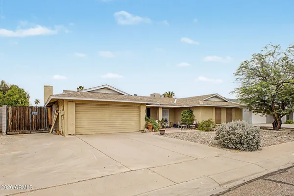 $465,000 | 4010 West Campo Bello Drive, Glendale, AZ 85308