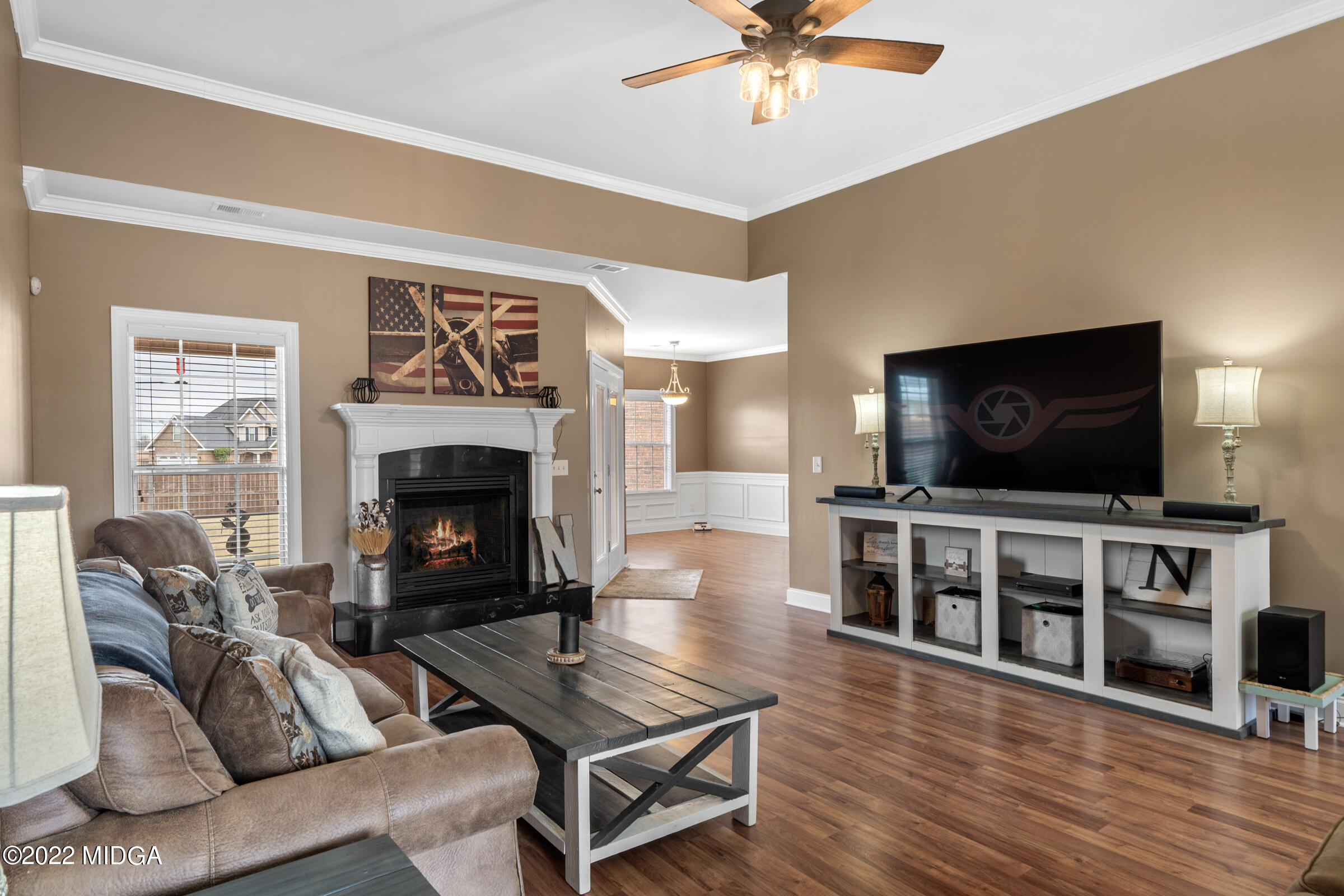 115 Caleb Way Byron, GA 31008 - Photo 8 of 24 Living Room 2