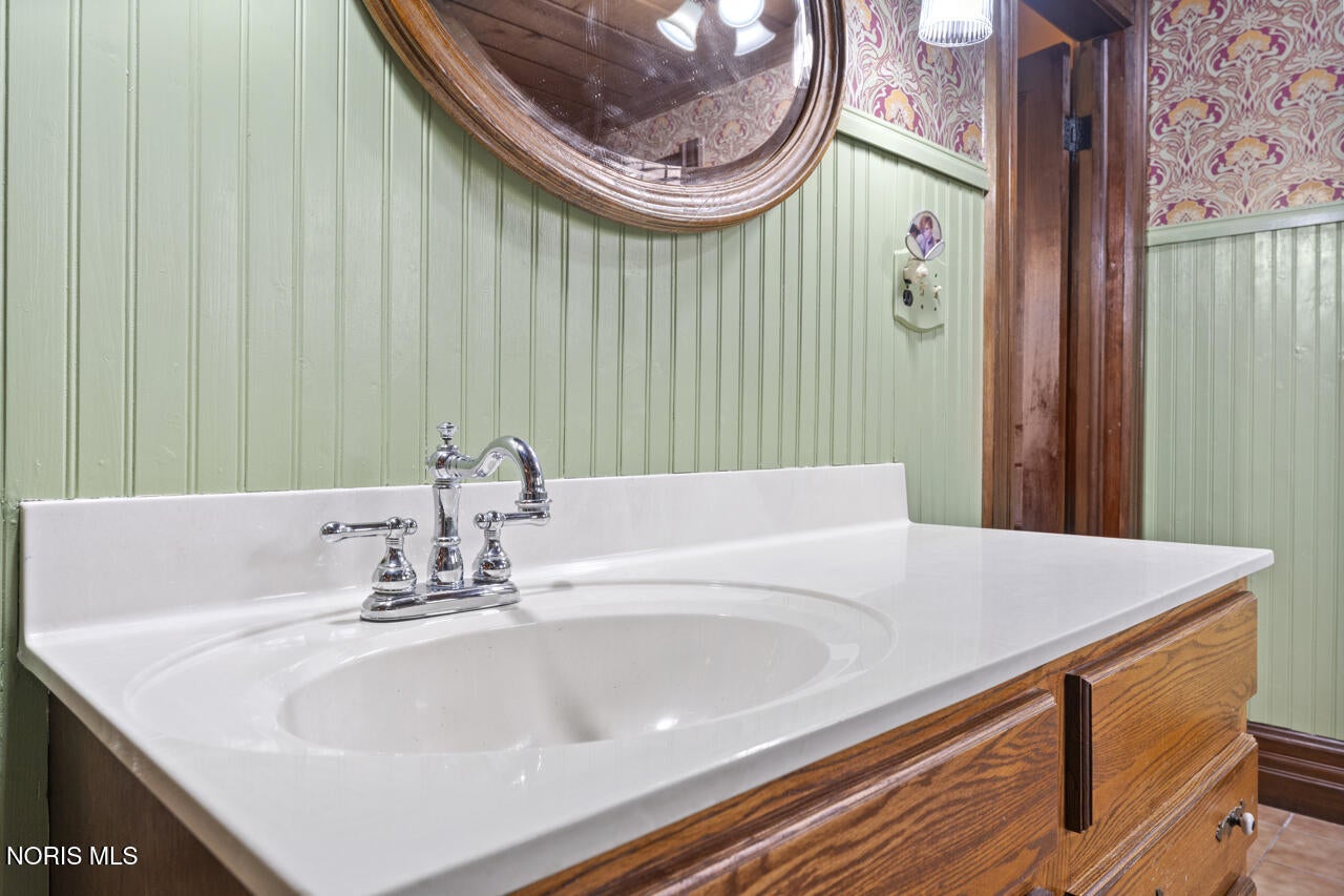 5668 Ayers Road Walbridge, OH 43465 - Photo 11 of 46 11-DSC5366