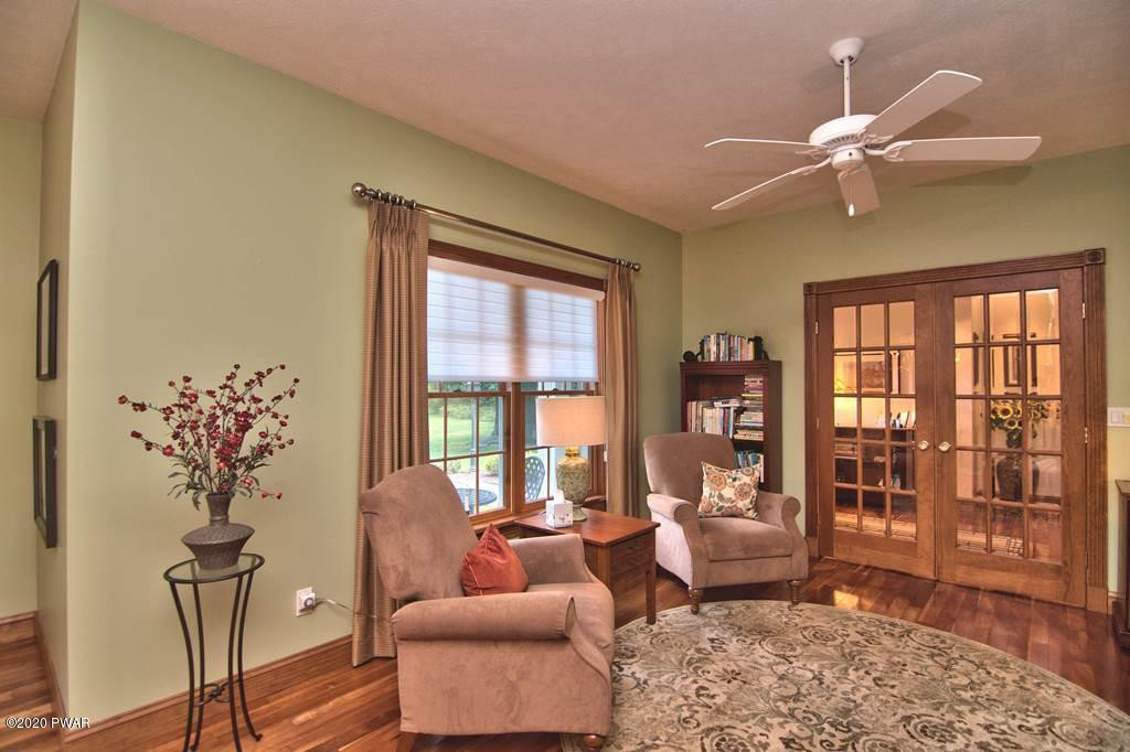 513 Rocky Run Road Hawley, PA 18428 - Photo 17 of 88 Sitting Area