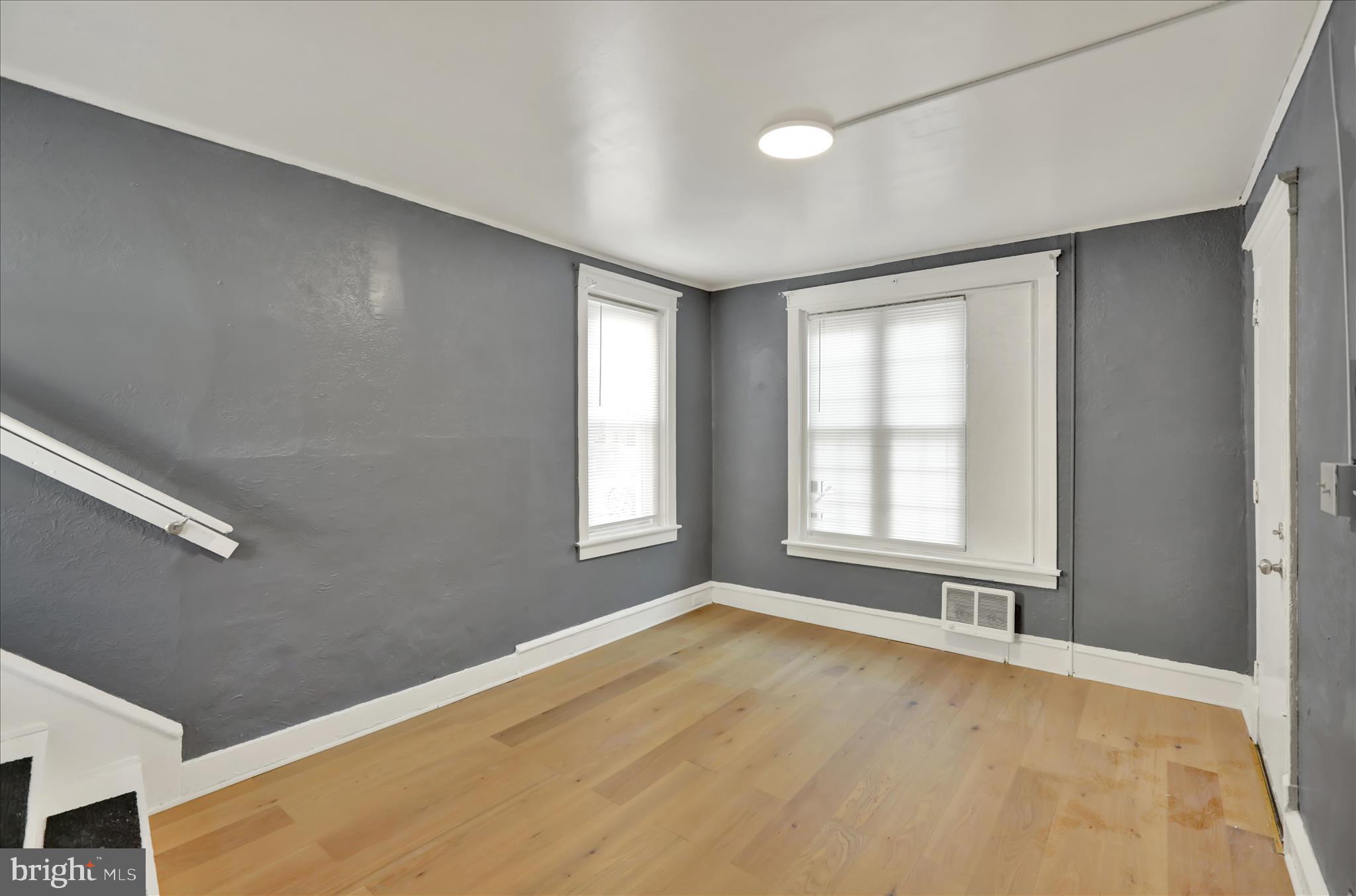 1617 Muhlenberg Street Reading, PA 19606 - Photo 5 of 15 360_6352