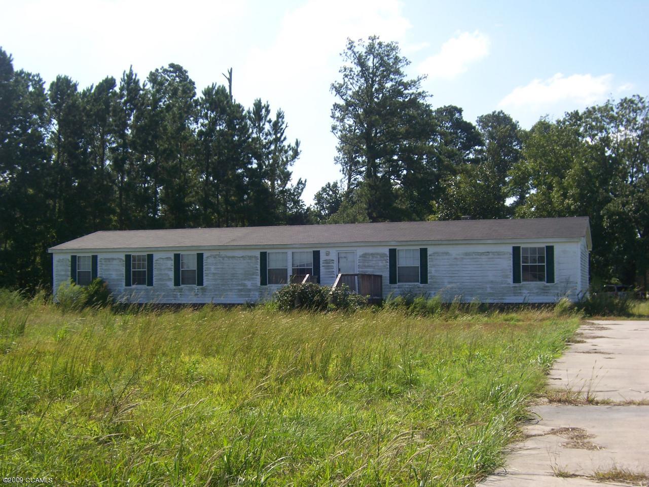 108 Patsy Lane Hubert, NC 28539 - Photo 1 of 5 front