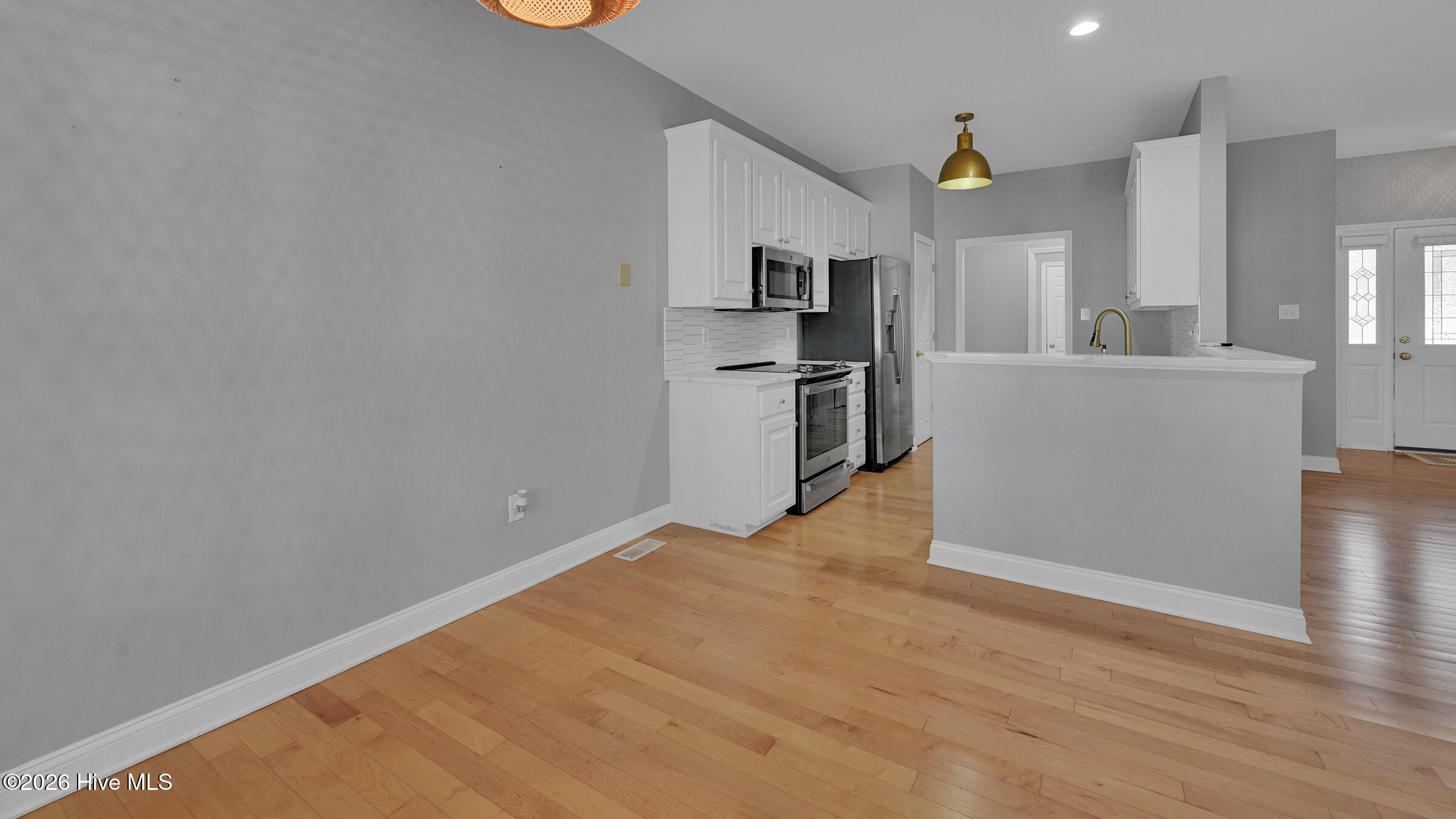 104 Fairview Lane Chocowinity, NC 27817 - Photo 12 of 55 12- Dining area