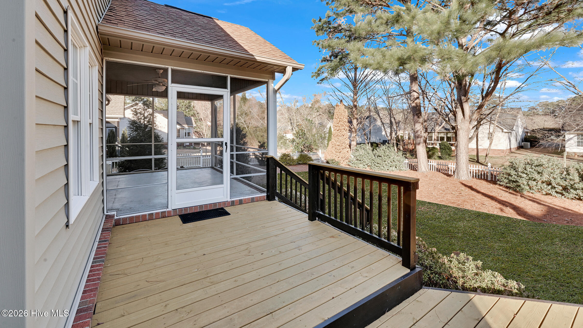 104 Fairview Lane Chocowinity, NC 27817 - Photo 35 of 55 35- Deck