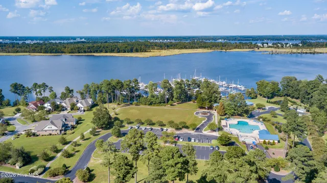 $419,900 | 104 Fairview Lane, Chocowinity, NC 27817