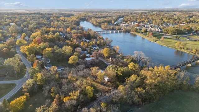 $239,900 | 303 South Ferry Street, Rockton, IL 61072