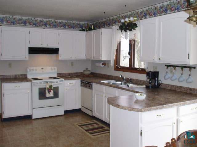 60120 Beebe Road Mason, WI 54856 - Photo 2 of 9