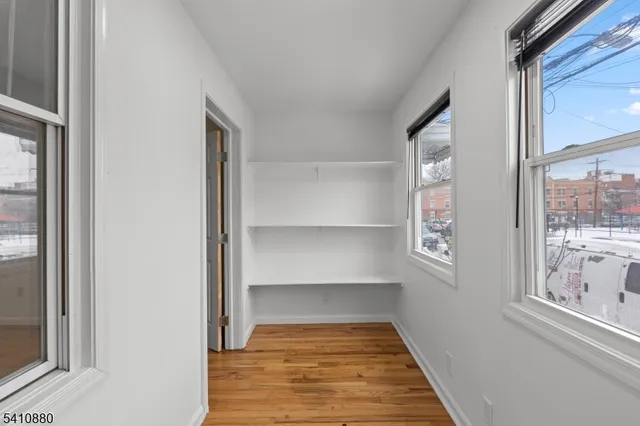 $2,400 | 552 Franklin Street, Unit 1, Elizabeth Port, NJ 07206