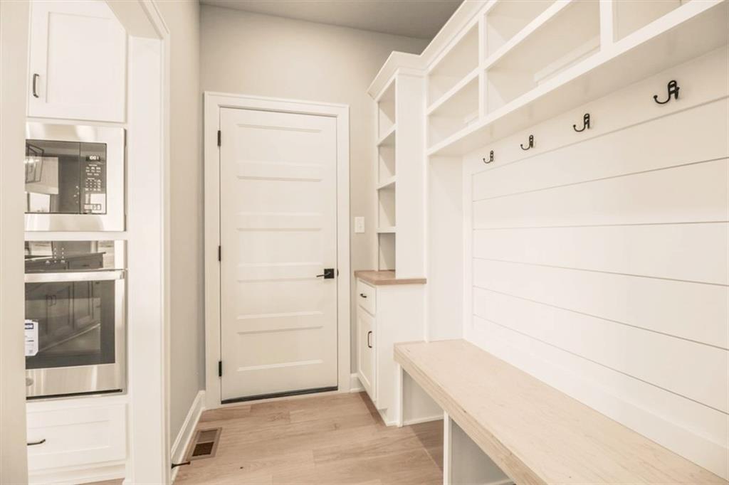 1317 Larson Avenue Warrensburg, MO 64093 - Photo 12 of 35