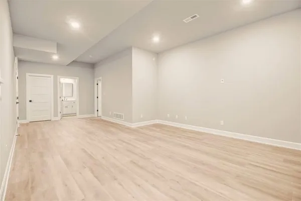 $579,900 | 1317 Larson Avenue, Warrensburg, MO 64093