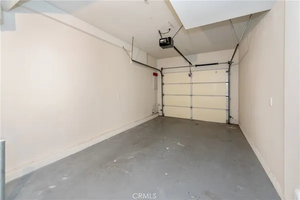 $4,800 | 94 Chantilly, Irvine, CA 92620