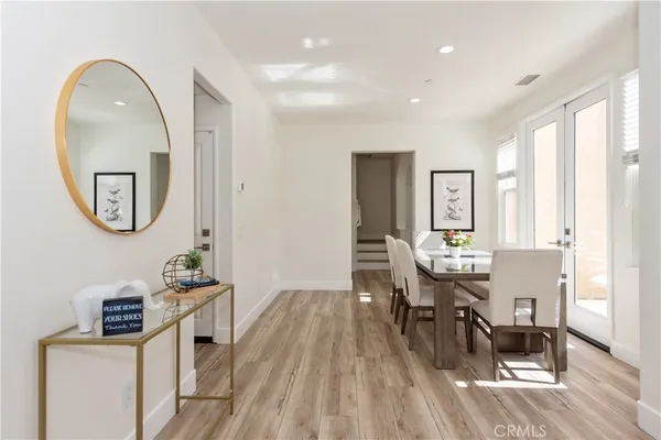 $4,800 | 94 Chantilly, Irvine, CA 92620