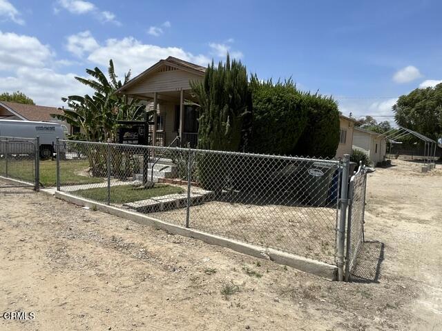 521 Temescal Street Piru, CA 93040 - Photo 2 of 8