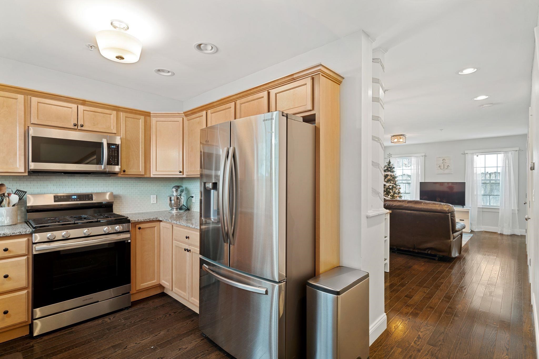 337 Mt Support Road, Unit 201 Lebanon, NH 03766 - Photo 5 of 27
