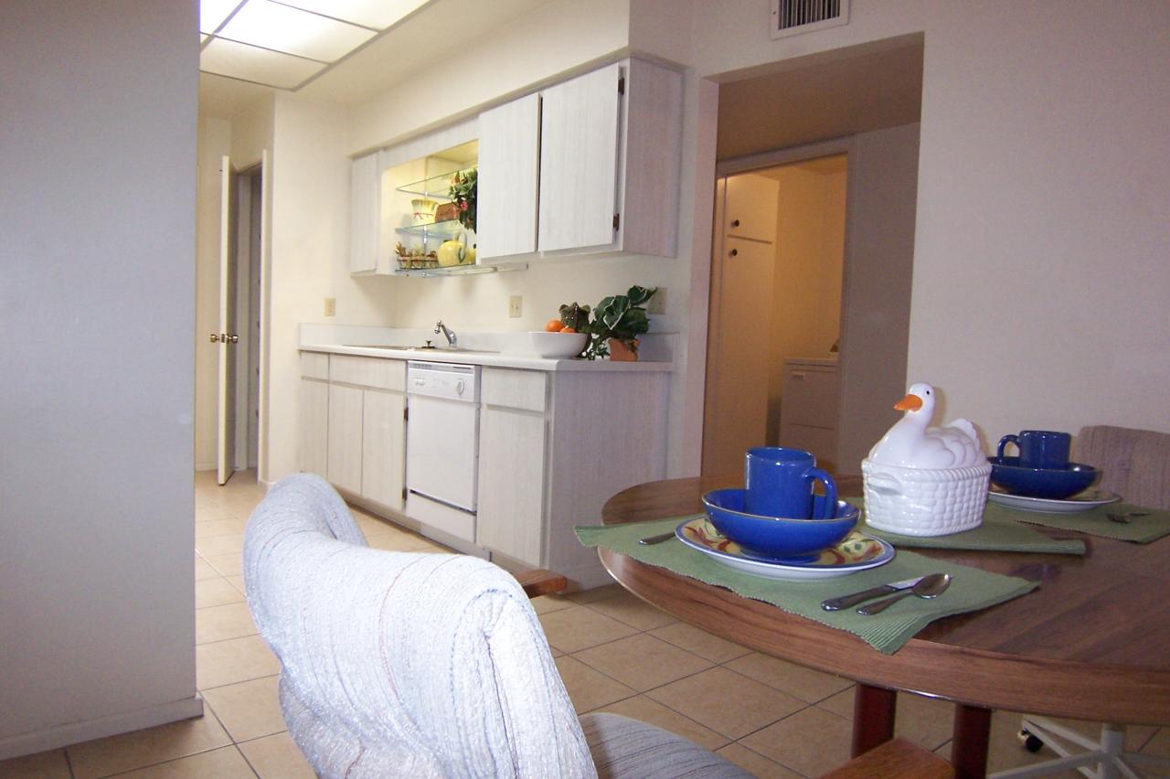 444 South Rochester Mesa, AZ 85206 - Photo 6 of 13 Breakfast Area