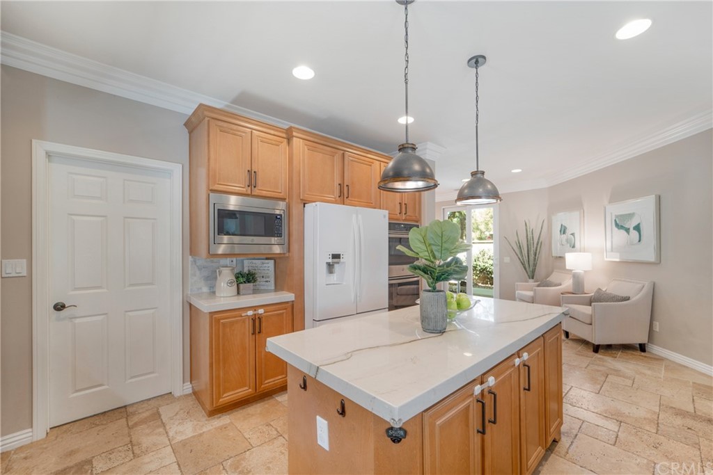 20 Whitford Irvine, CA 92602 - Photo 12 of 29