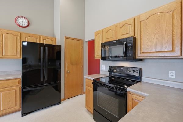 701 Rodefeld Way Madison, WI 53718 - Photo 8 of 41