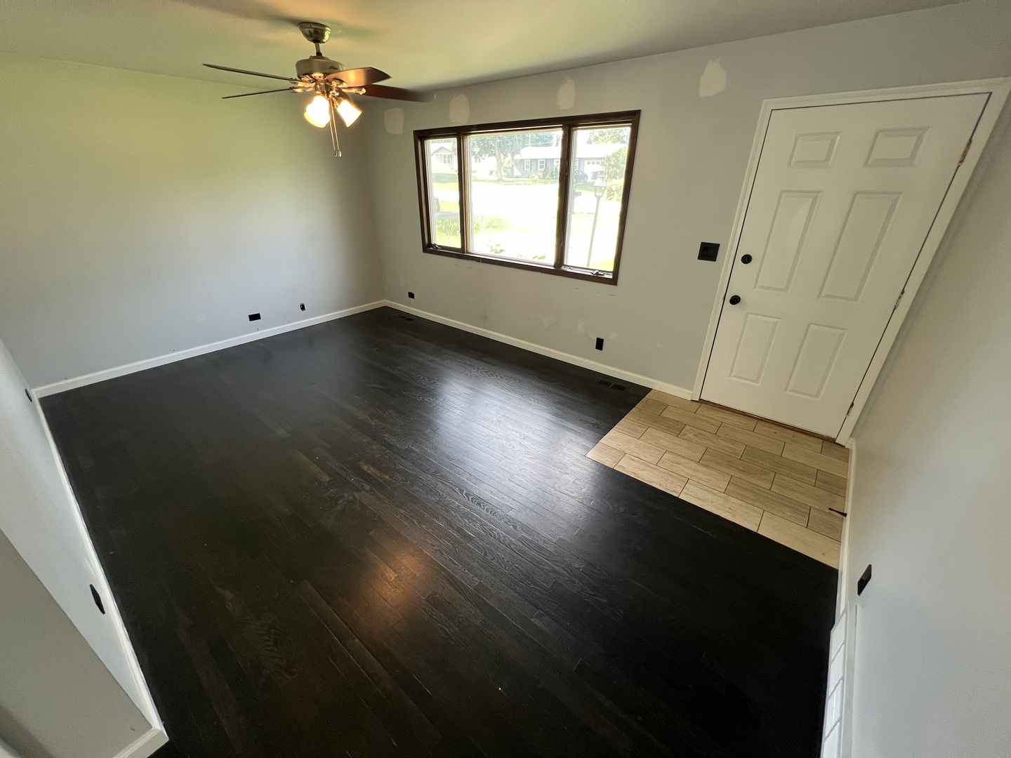 1 Shell Court Oswego, IL 60543 - Photo 5 of 22