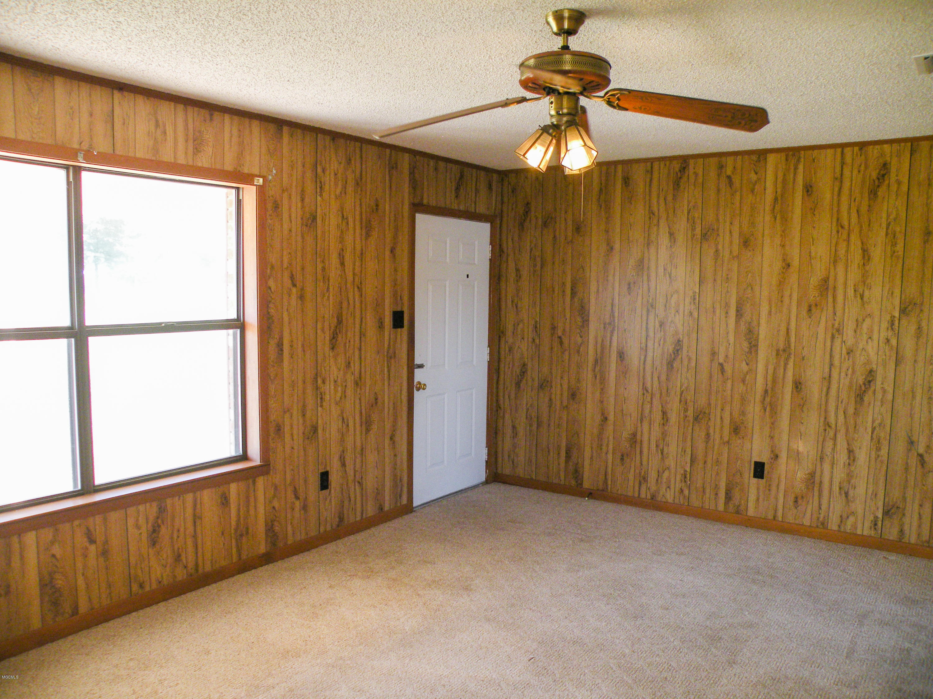 144 Luther Davis Road Lucedale, MS 39452 - Photo 4 of 30 DSCN8824