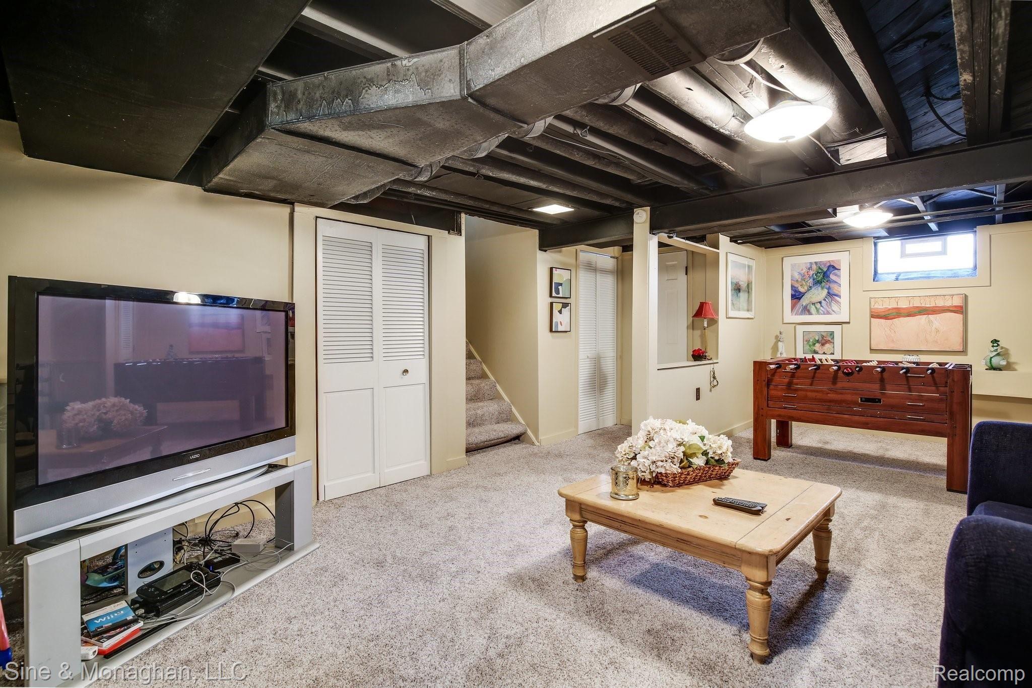 1338 Hampton Road Grosse Pointe, MI 48236 - Photo 21 of 26 1338+Hampton+Rd+Grosse+Pointe+Woods-43-web.jpg