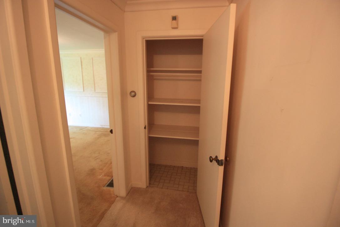 12830 Lauran Road Hagerstown, MD 21742 - Photo 15 of 27 Gallery Image 15