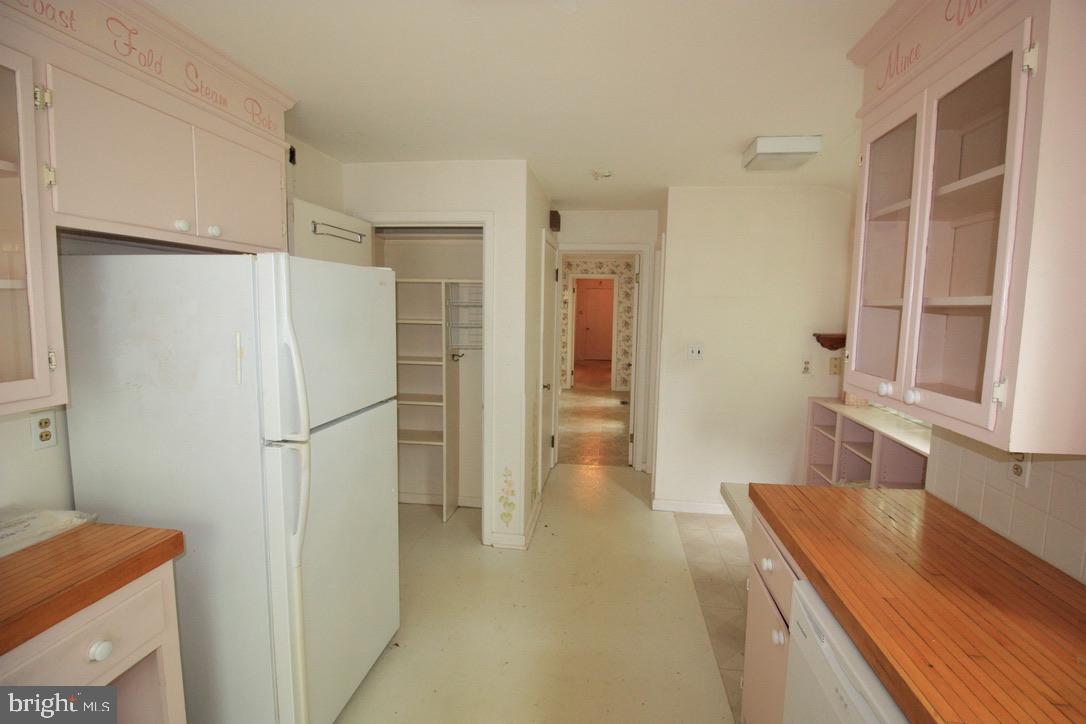 12830 Lauran Road Hagerstown, MD 21742 - Photo 20 of 27 Gallery Image 20