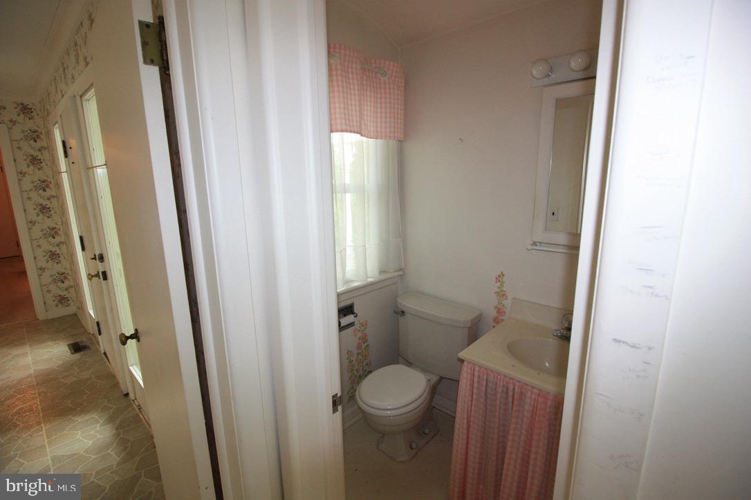 12830 Lauran Road Hagerstown, MD 21742 - Photo 21 of 27 Gallery Image 21