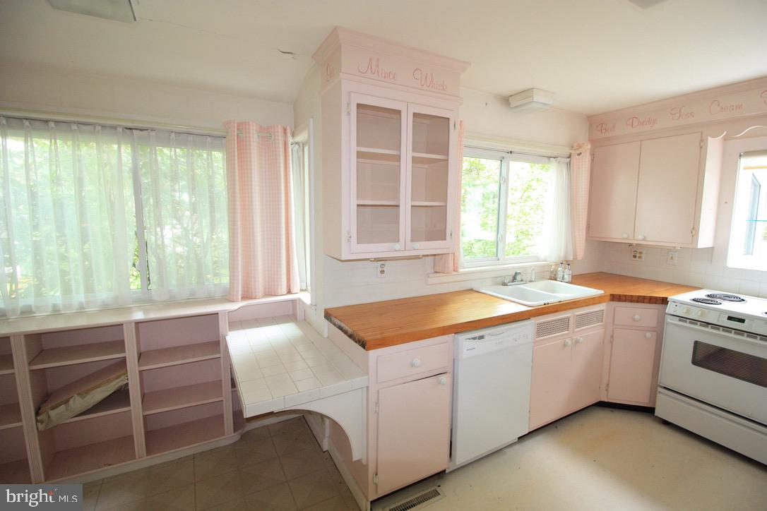 12830 Lauran Road Hagerstown, MD 21742 - Photo 22 of 27 Gallery Image 22